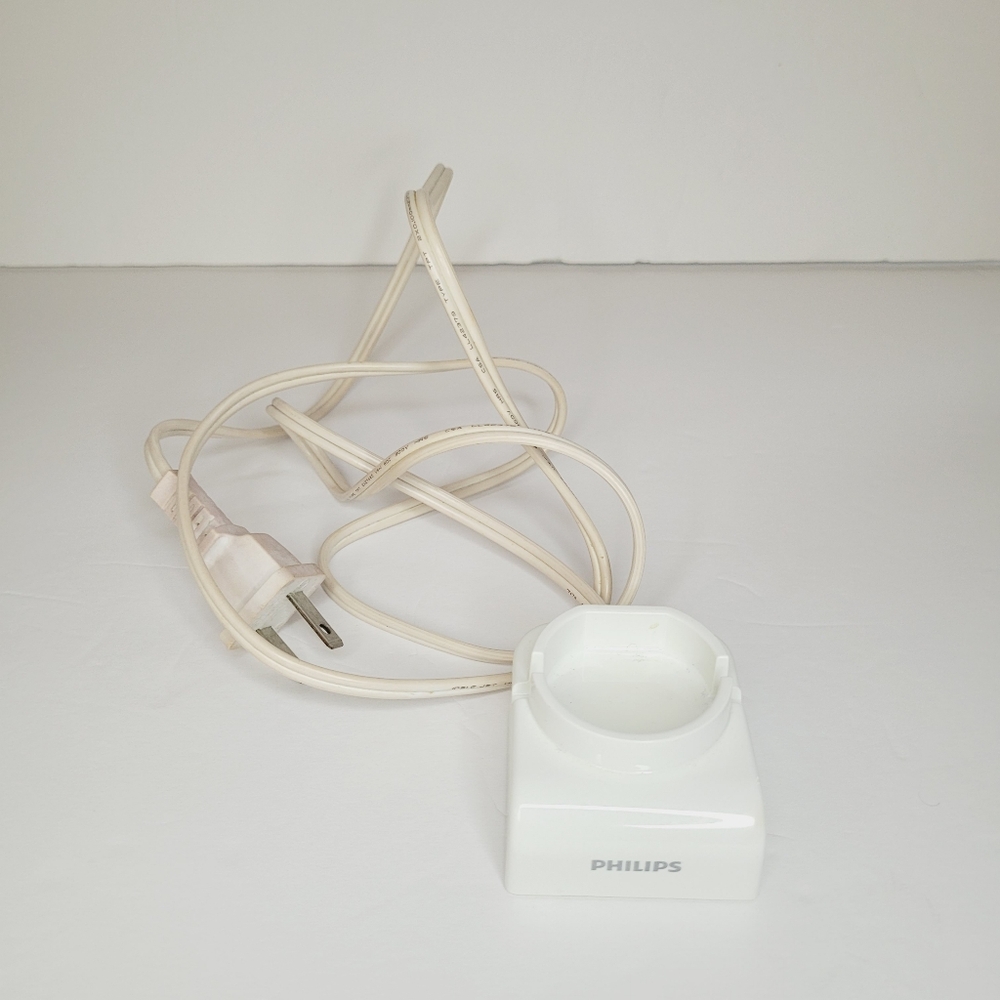 Philips Essence Sonicare HX5100/C Charger Electric Toothbrush White Works